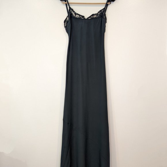 Stone Cold Fox Black Maxi Dress - Picture 3 of 6